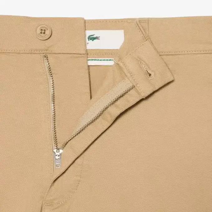 Bermuda en coton stretch coupe classique Bermuda en coton stretch coupe classique