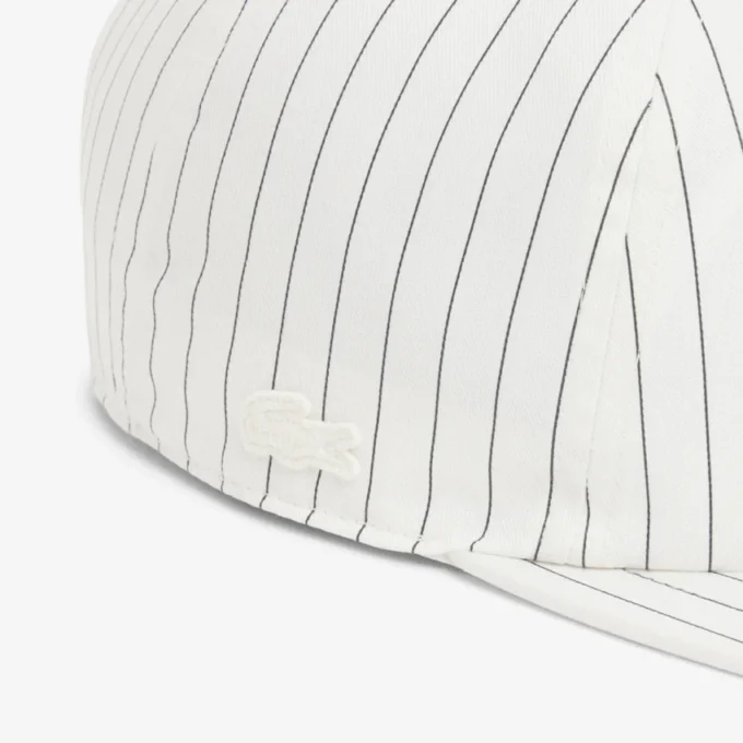 Casquette en sergé de coton brodé à rayures Casquette en sergé de coton brodé à rayures