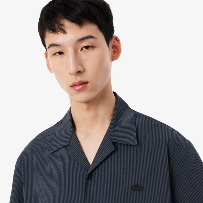 Chemise en seersucker à la coupe décontractée Chemise en seersucker à la coupe décontractée