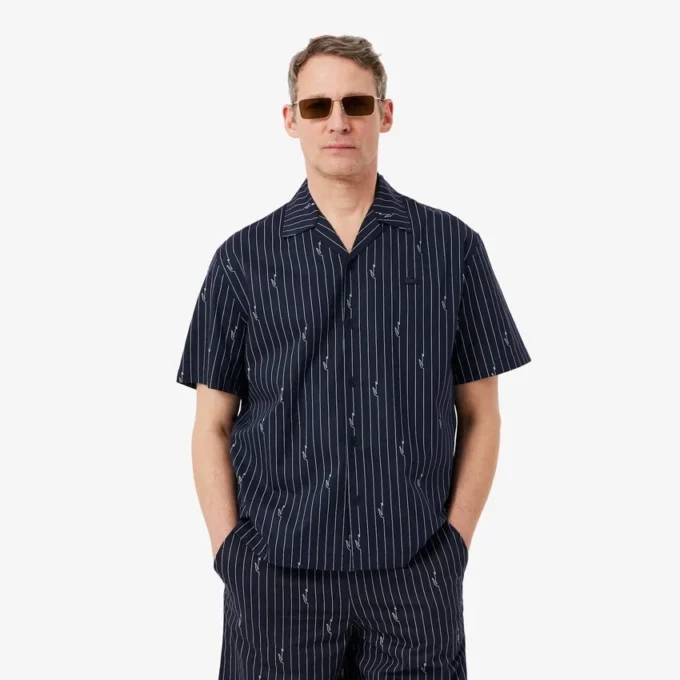 Chemise en sergé imprimé à la coupe décontractée Chemise en sergé imprimé à la coupe décontractée