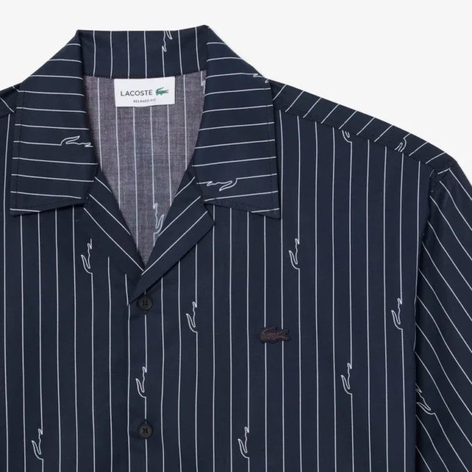 Chemise en sergé imprimé à la coupe décontractée Chemise en sergé imprimé à la coupe décontractée