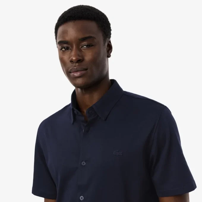 Chemise à manches courtes coupe ajustée