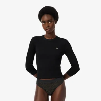 Culotte string en dentelle avec logo à la taille
