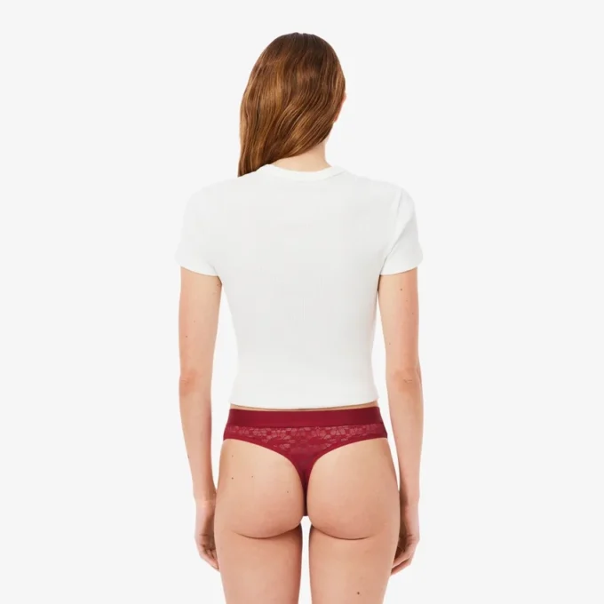 Culotte string en dentelle avec logo à la taille Culotte string en dentelle avec logo à la taille
