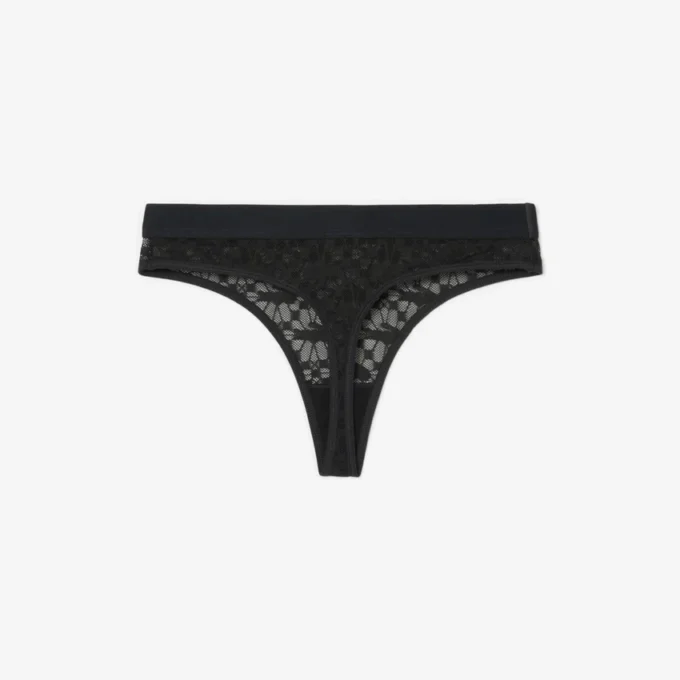 Culotte string en dentelle avec logo à la taille Culotte string en dentelle avec logo à la taille