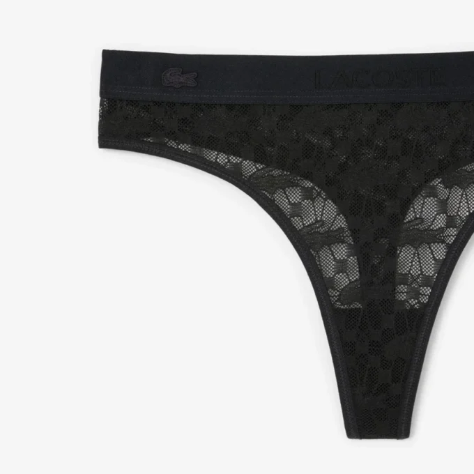 Culotte string en dentelle avec logo à la taille Culotte string en dentelle avec logo à la taille