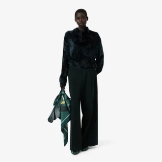 Foulard carré en soie imprimé Runway Foulard carré en soie imprimé Runway