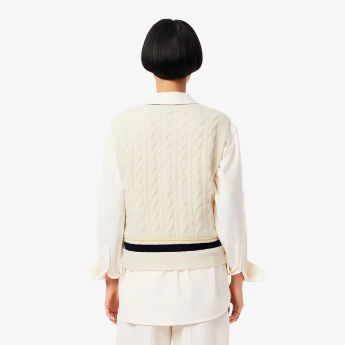 Gilet en laine à mailles torsadées pour femme