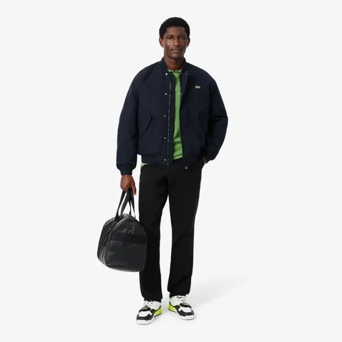 Pantalon chino en coton à coupe classique Pantalon chino en coton à coupe classique