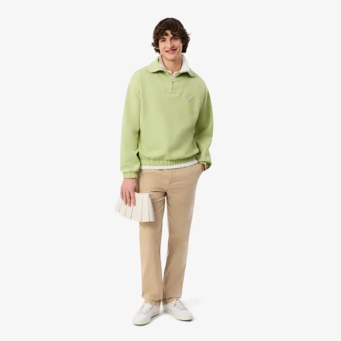 Pantalon chino en coton à coupe classique Pantalon chino en coton à coupe classique