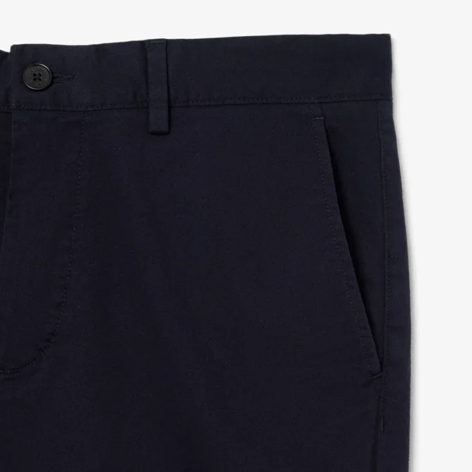 Pantalon chino en coton à coupe classique Pantalon chino en coton à coupe classique