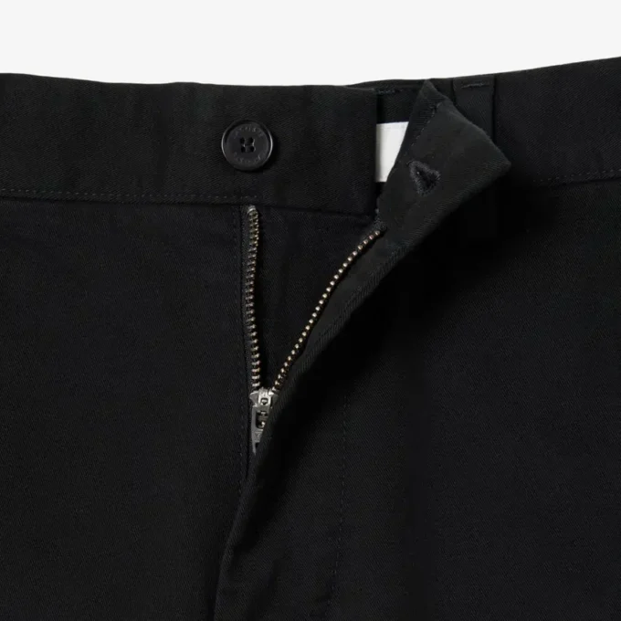 Pantalon chino en coton à coupe classique Pantalon chino en coton à coupe classique