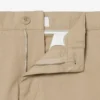 Pantalon chino en coton à coupe classique Pantalon chino en coton à coupe classique
