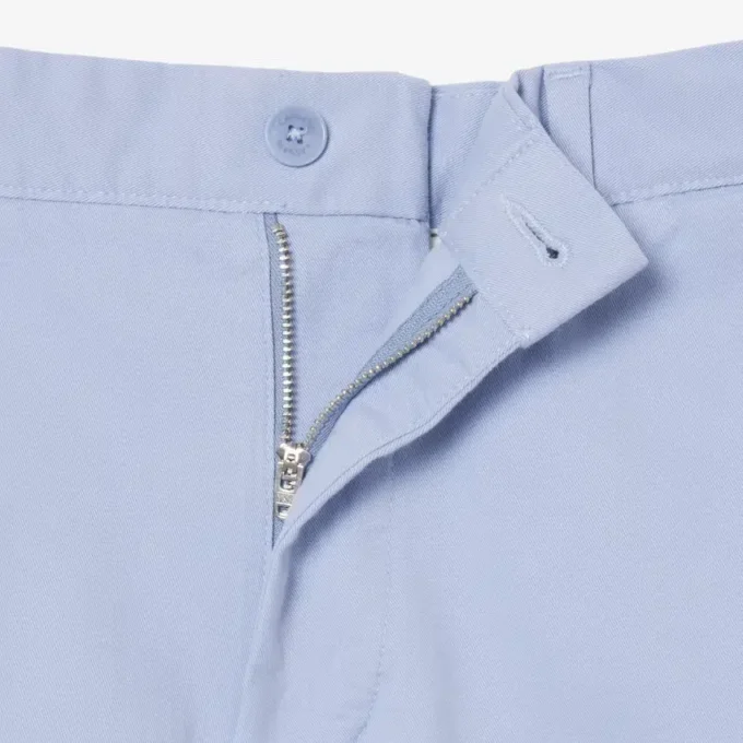 Pantalon chino en coton à coupe classique Pantalon chino en coton à coupe classique