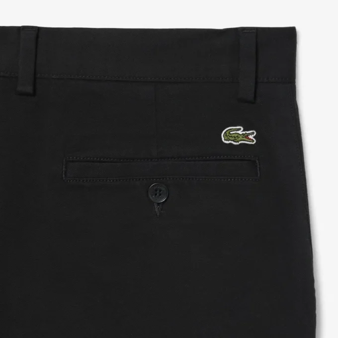 Pantalon chino en coton à coupe classique Pantalon chino en coton à coupe classique