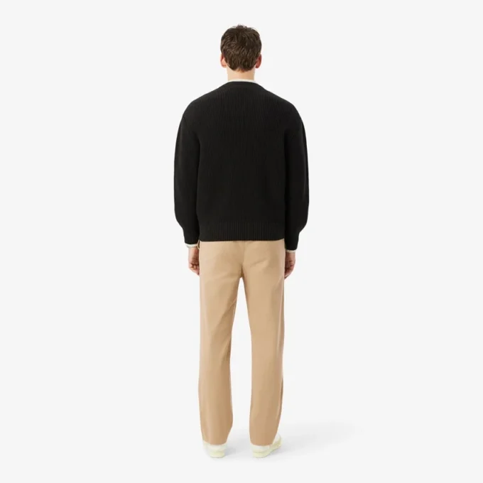 Pantalon chino en sergé de coton, coupe classique Pantalon chino en sergé de coton, coupe classique