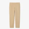 Pantalon chino en sergé de coton, coupe classique Pantalon chino en sergé de coton, coupe classique