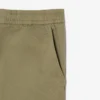 Pantalon chino en sergé de coton, coupe classique Pantalon chino en sergé de coton, coupe classique