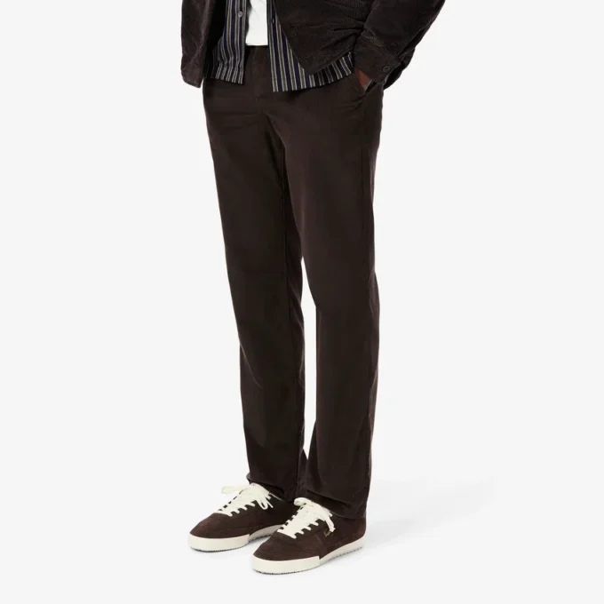 Pantalon chino en velours côtelé coupe classique pour homme Pantalon chino en velours côtelé coupe classique pour homme