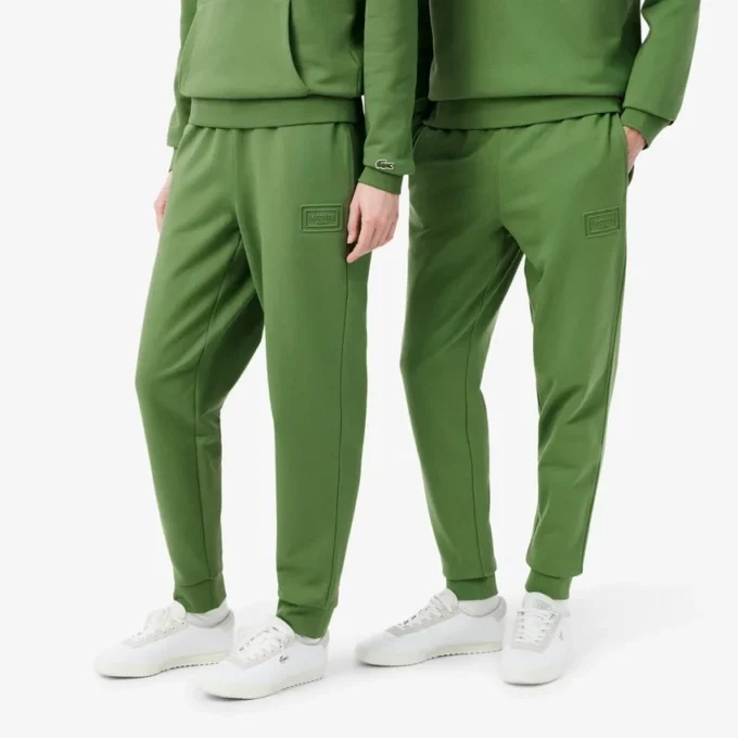 Pantalon de survêtement avec logo en relief Pantalon de survêtement avec logo en relief