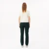 Pantalon droit pour femme avec surpiqûres Pantalon droit pour femme avec surpiqûres
