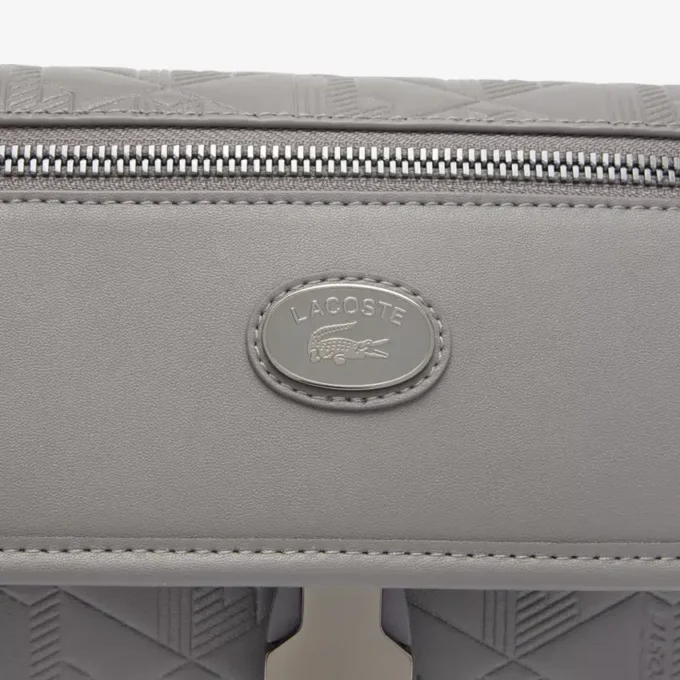 Petite sacoche à rabat en cuir monogrammée Petite sacoche à rabat en cuir monogrammée