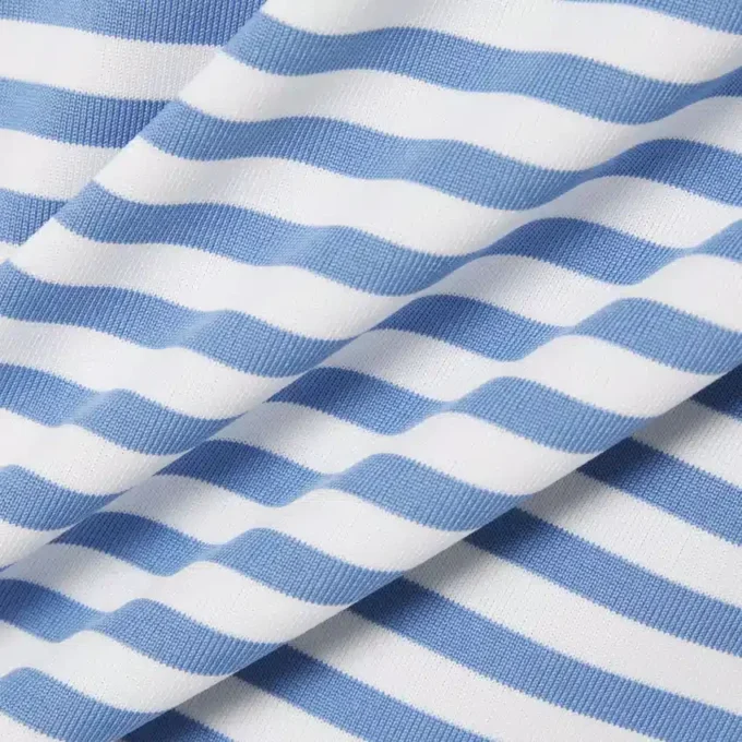 Polo de golf rayé Ultra Dry coupe classique