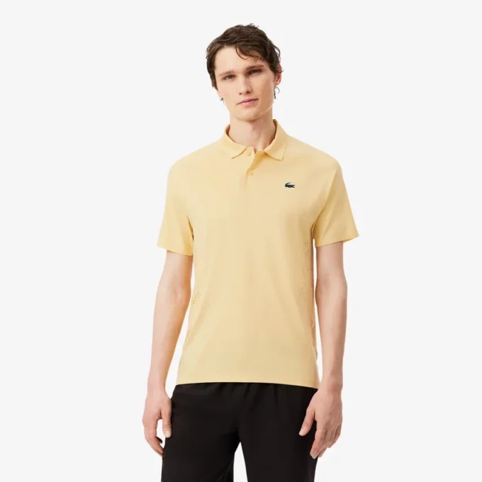 Polo Lacoste Tennis X Novak Djokovic sur le court Polo Lacoste Tennis X Novak Djokovic sur le court