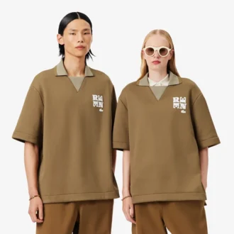 Polo oversize en satin rehaussé d&rsquo;un badge Runway