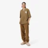 Polo oversize en satin rehaussé d’un badge Runway Polo oversize en satin rehaussé d’un badge Runway