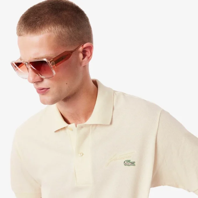 Polo Piqué pour homme à coupe classique avec détails brodés Polo Piqué pour homme à coupe classique avec détails brodés