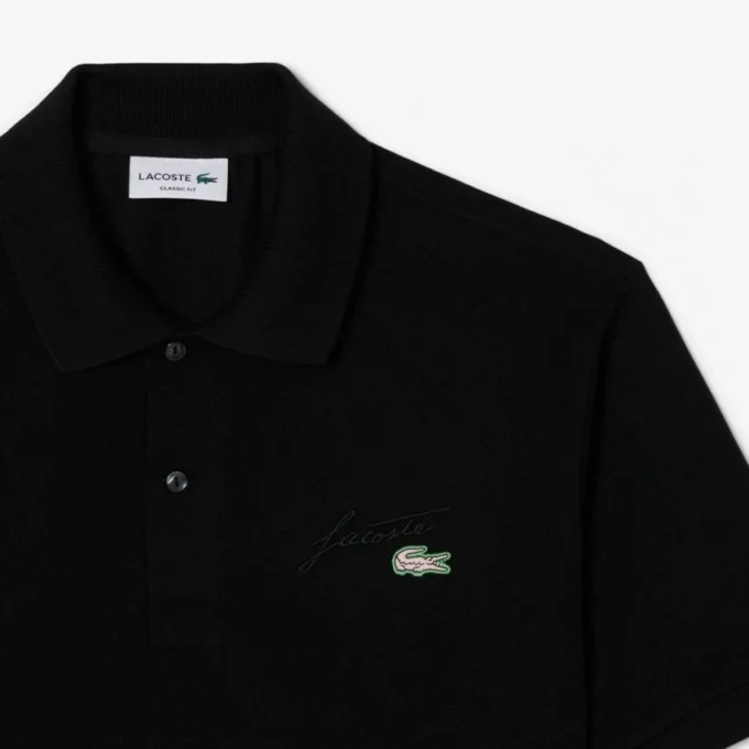 Polo Piqué pour homme à coupe classique avec détails brodés Polo Piqué pour homme à coupe classique avec détails brodés