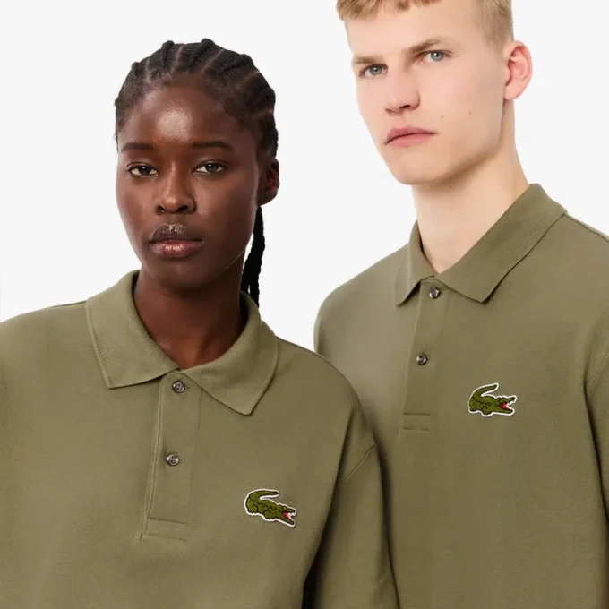 Polo unisexe ample L.12.12 avec écusson Piqua