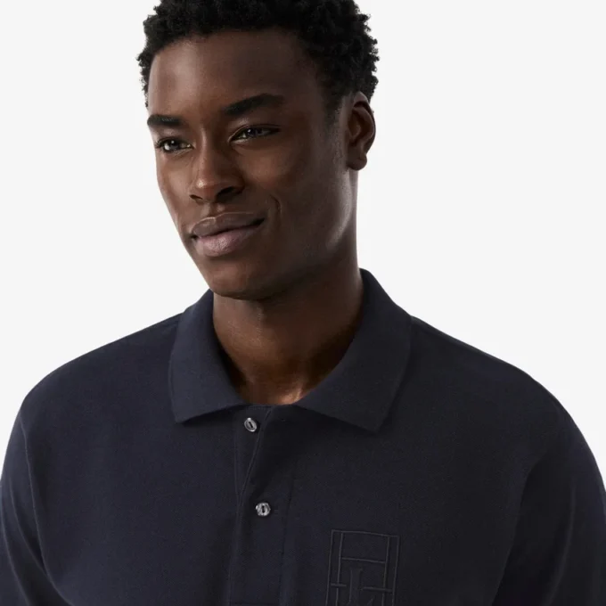 Polos Petit Piqué à la coupe classique avec détails brodés Polos Petit Piqué à la coupe classique avec détails brodés