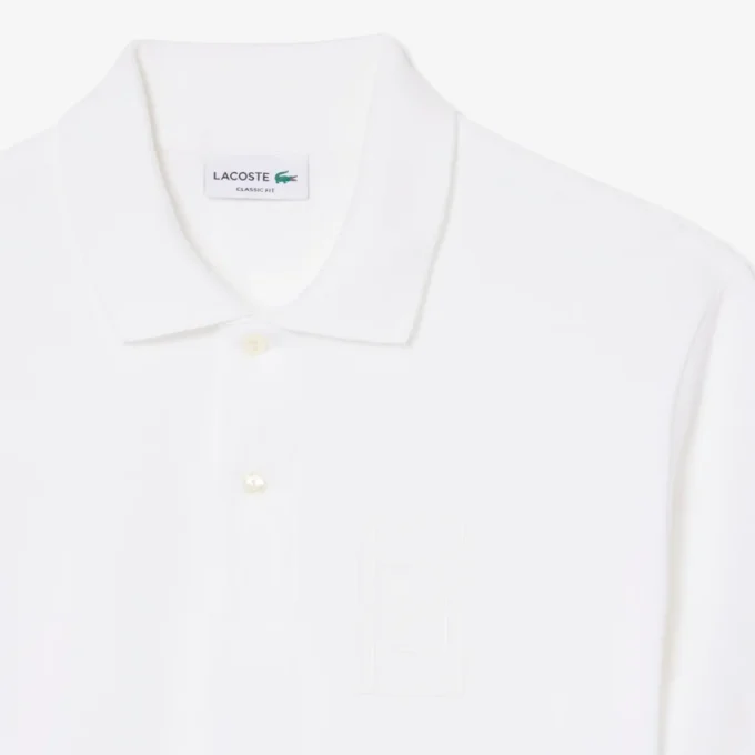 Polos Petit Piqué à la coupe classique avec détails brodés Polos Petit Piqué à la coupe classique avec détails brodés