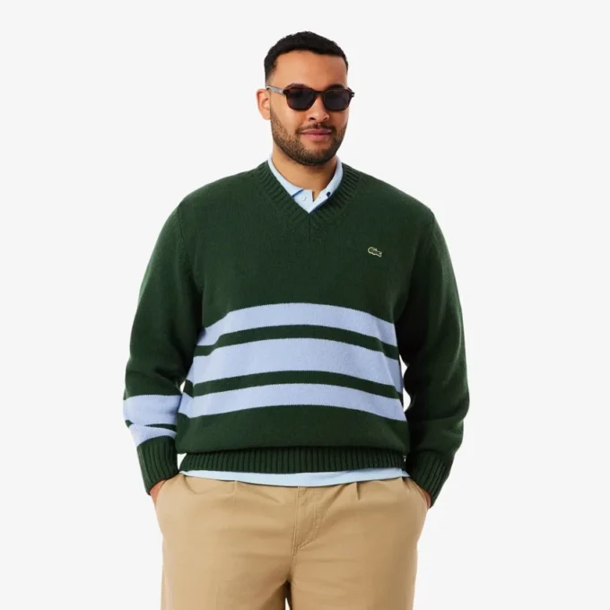 Pull à col en V en laine rayé pour homme