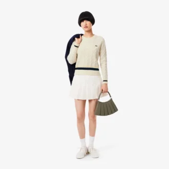 Pull en laine à mailles torsadées pour femme