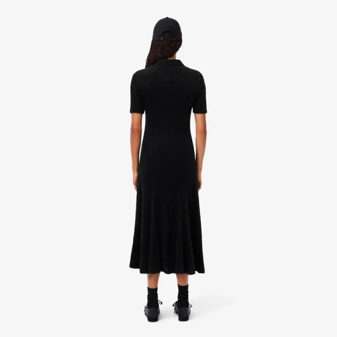 Robe à col polo en maille côtelée duveteuse pour femme