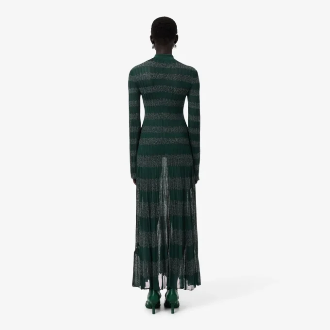 Robe longue à col polo et motif pointelle Robe longue à col polo et motif pointelle