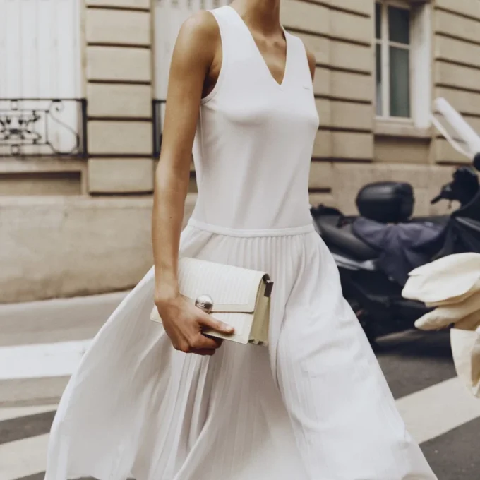 Robe longue plissée sans manches Robe longue plissée sans manches