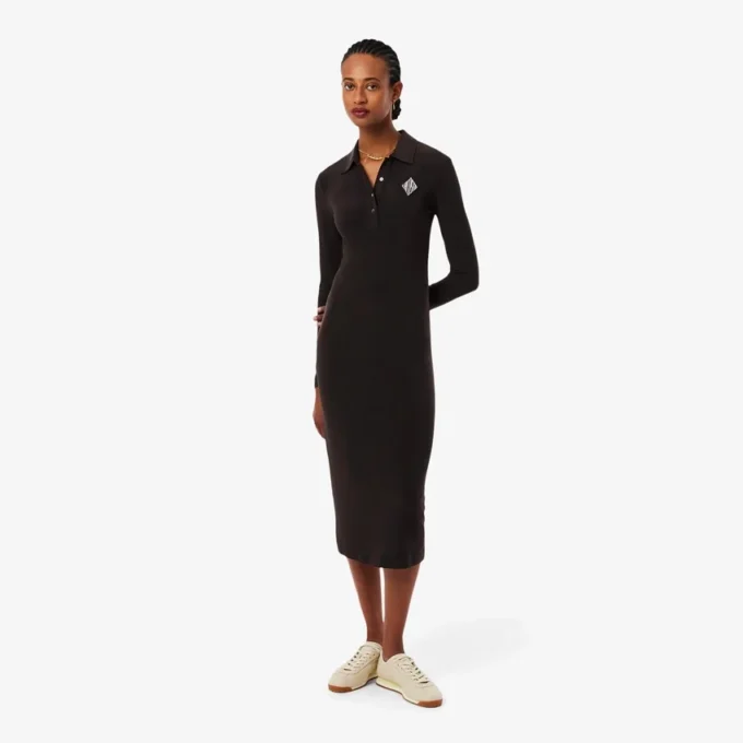 Robe polo slim fit avec écusson brodé Robe polo slim fit avec écusson brodé