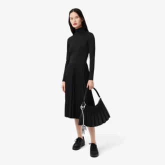 Robe slim à col montant pour femme