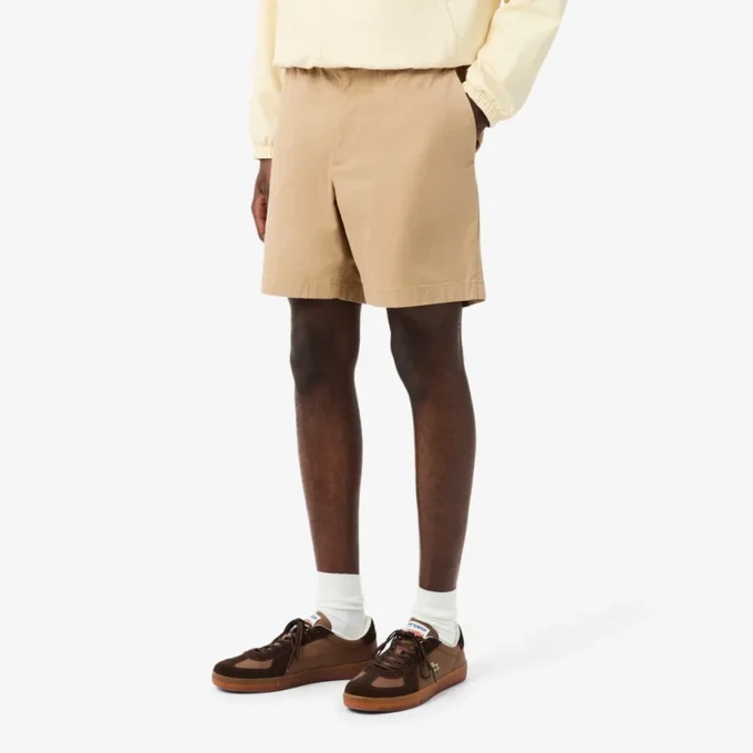Short en coton stretch à coupe classique Short en coton stretch à coupe classique