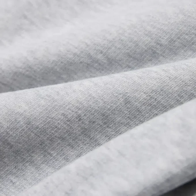 Sweat à capuche en molleton avec poche kangourou pour enfant Sweat à capuche en molleton avec poche kangourou pour enfant