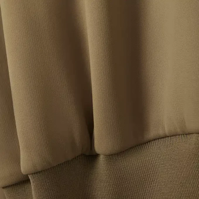 Sweats avec col polo et badge