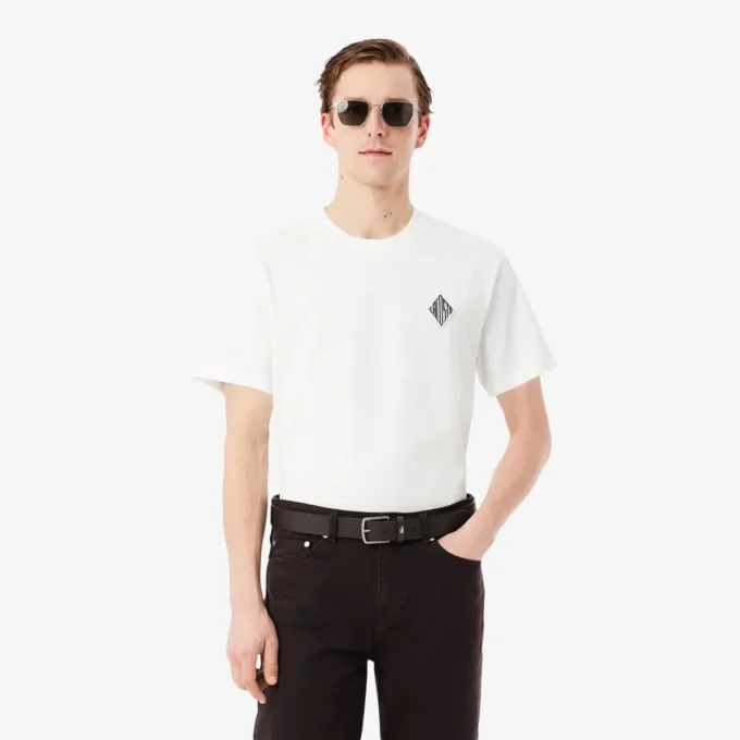 T-shirt coupe classique avec badge imposant