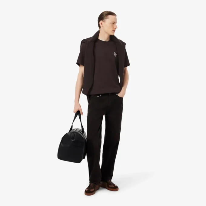 T-shirt coupe classique avec badge imposant