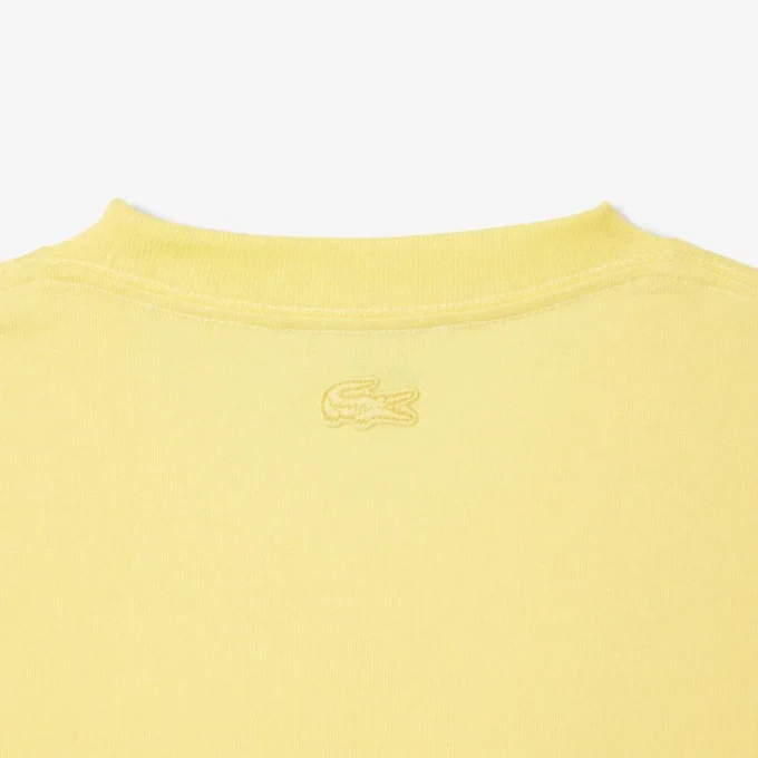 T-shirt coupe classique avec badge imposant