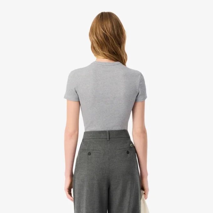 T-shirt en coton côtelé coupe slim pour femme T-shirt en coton côtelé coupe slim pour femme