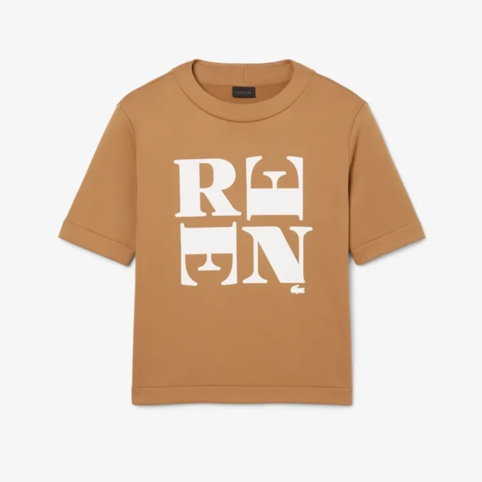 T-shirt graphique en satin Runway